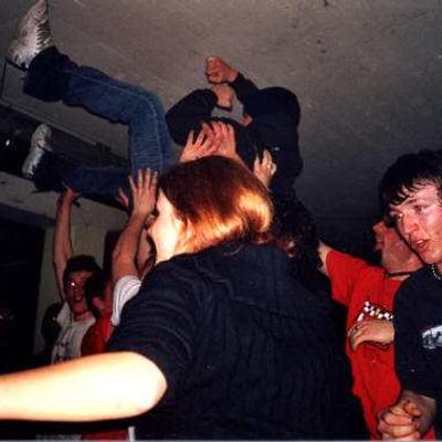 BILDER VOM SUMPFPÄPSTE-KONZERT IN DER "BOX", DAVOS (SCHWEIZ) 28. 12. 2002