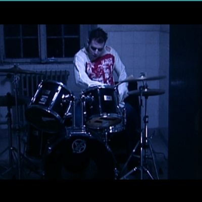 SCREENSHOTS AUS DEM NEUEN SUMPFPÄPSTE-VIDEO, 1.-3. 12. 2006, EHEMALIGE PSYCHIATRIE ILLENAU. VIDEO: FABIAN ZENKER