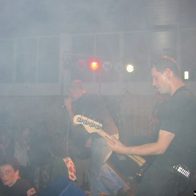SUMPFPÄPSTE BEIM SPRINGCORE-FESTIVAL, ISINGEN 17. 5. 2003