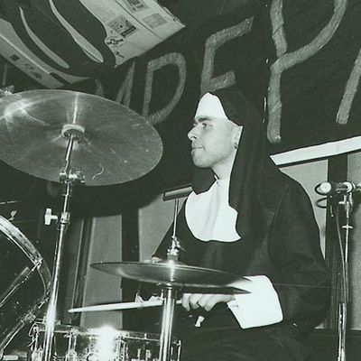 SUMPFPÄPSTE GIG IN DER "KAISERHALLE", REUTLINGEN 2. 11. 2002